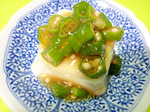 枝豆豆腐のオクラあんかけ